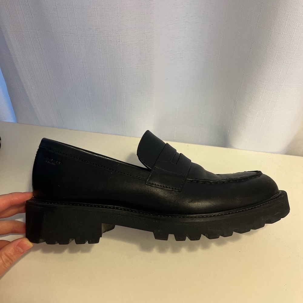 Vagabond Black Leather Women's Penny Loafers - Picture 4 of 5